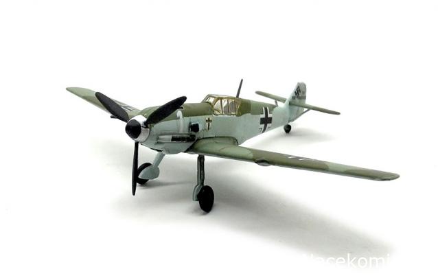 F-Toys VS15 Spitfire Mk.I и Bf.109E в 1/144