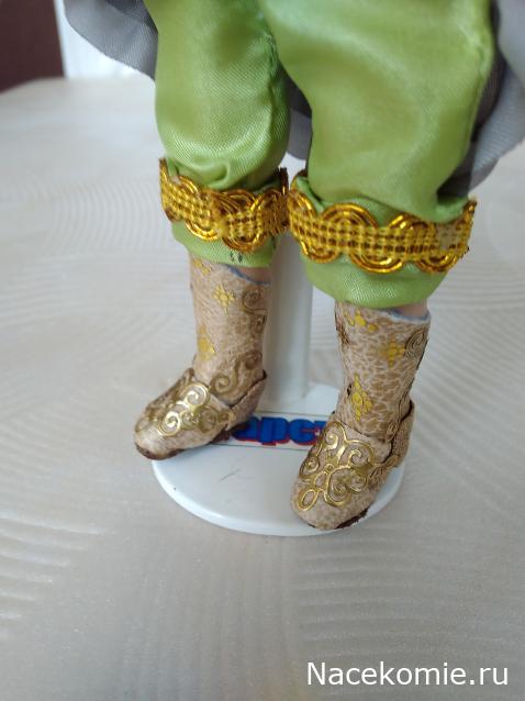 Куклы в народных костюмах №31 Кукла в татарском свадебном костюме