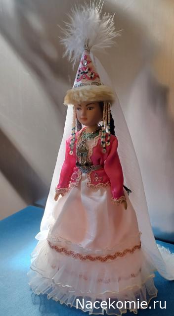 Куклы в народных костюмах №48 Кукла в киргизском праздничном костюме
