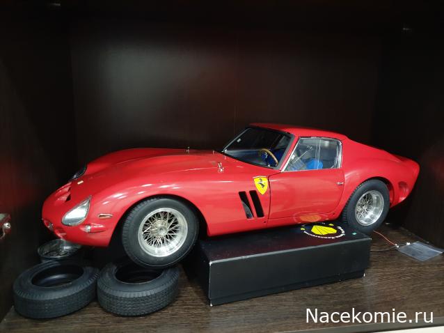 Ferrari 250 GTO 1/8 Сentauria