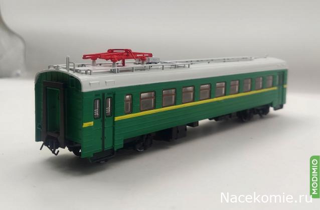 Наши поезда №15 - ЭР2 - Моторный вагон электропоезда