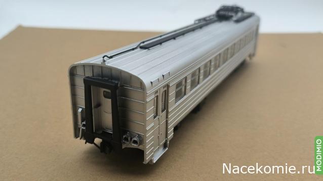 Наши поезда №15 - ЭР2 - Моторный вагон электропоезда