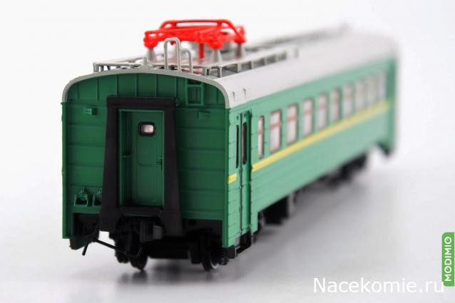 Наши поезда №15 - ЭР2 - Моторный вагон электропоезда