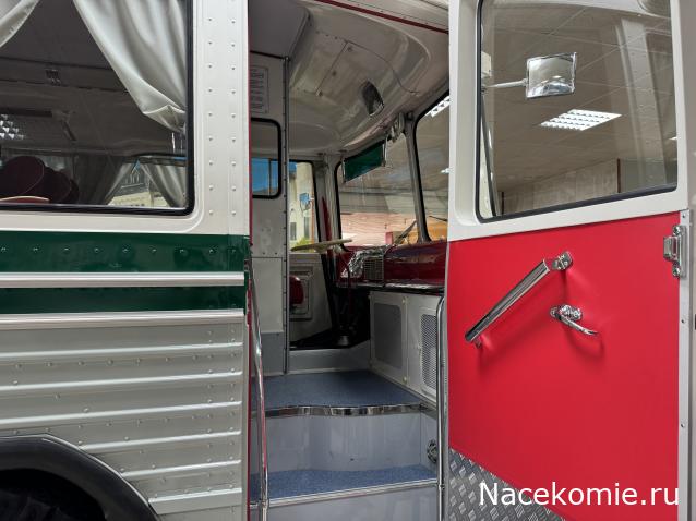 Околоавтобусная болталка