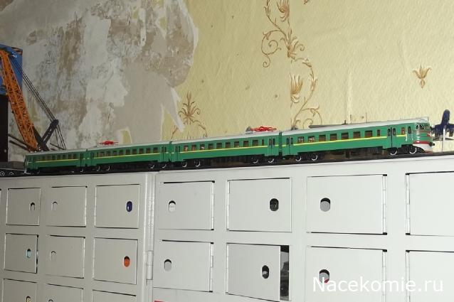 Наши поезда №15 - ЭР2 - Моторный вагон электропоезда