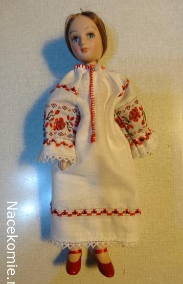 Куклы в народных костюмах №24 Кукла в молдавском летнем костюме