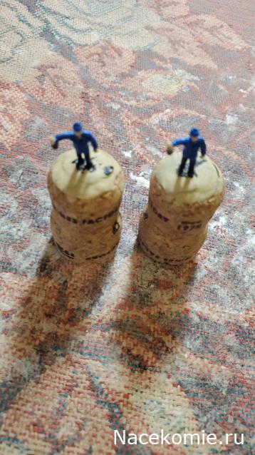 "Раскрашивание неокрашенных фигурок. Масштаб : 1/100 и 1/87