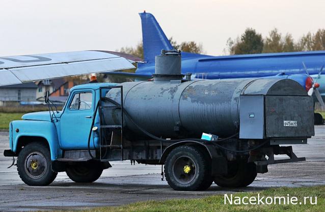 Легендарные Грузовики СССР №115. АЦ-4,2-53А