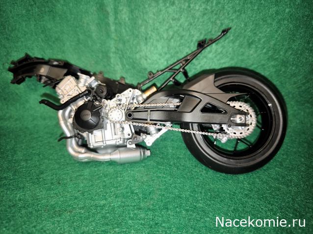 Мотоциклы других производителей, в разных масштабах, сборные модели.