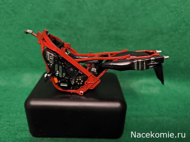 Мотоциклы других производителей, в разных масштабах, сборные модели.