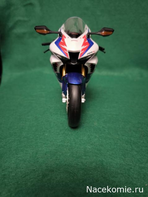 Мотоциклы других производителей, в разных масштабах, сборные модели.
