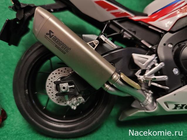 Мотоциклы других производителей, в разных масштабах, сборные модели.