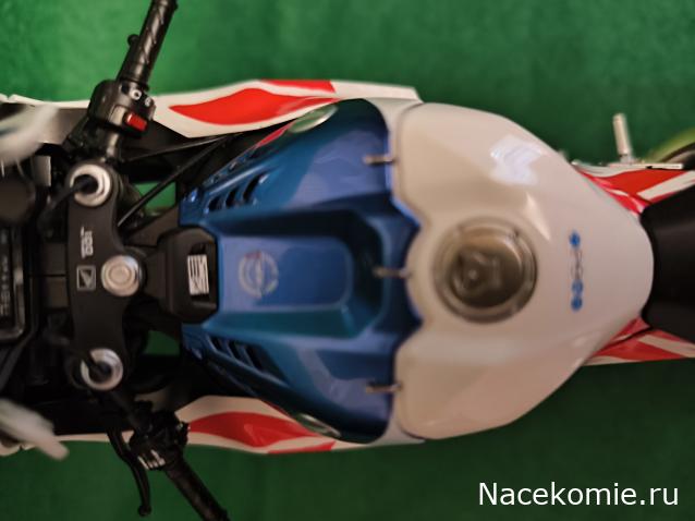 Мотоциклы других производителей, в разных масштабах, сборные модели.