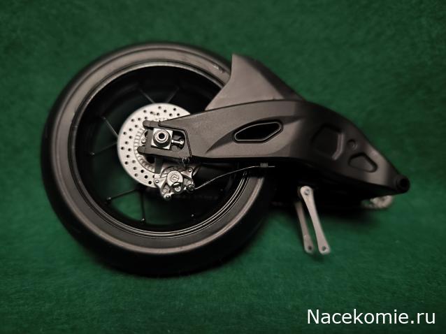 Мотоциклы других производителей, в разных масштабах, сборные модели.