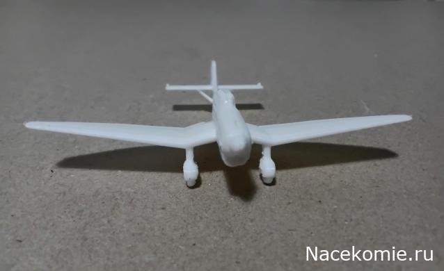 Зимняя диорама "Сражение Бронепоезда РККА с немецкой бронетехникой: бомбовая атака Юнкерса..." в М 1:160