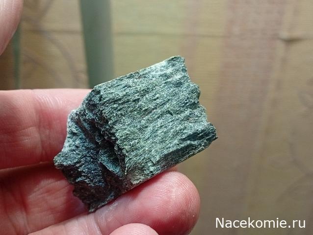 Камни и Минералы. Тайны Недр №19 - Серпентин