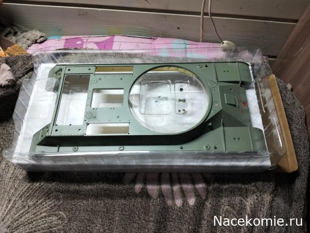 Танк ИС-2 (1/16)