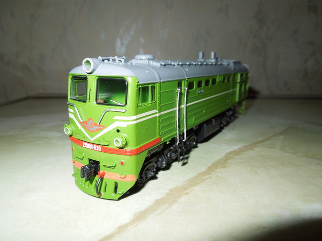 Наши поезда №28 - 2ТЭ10Л