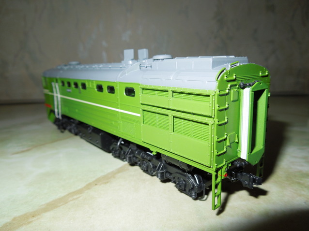 Наши поезда №28 - 2ТЭ10Л