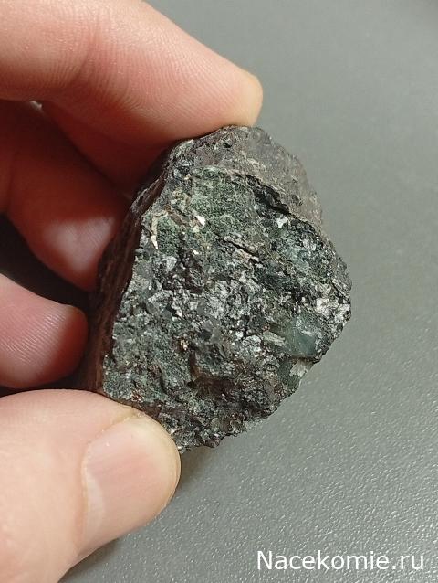 Камни и Минералы. Тайны Недр №25 - Ильменит