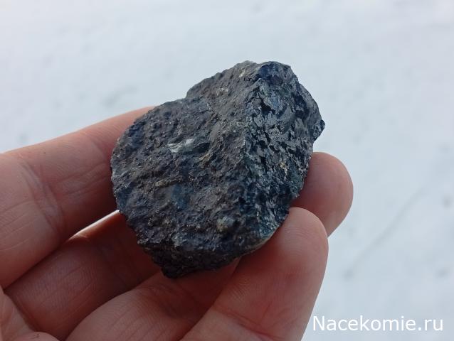 Камни и Минералы. Тайны Недр №25 - Ильменит