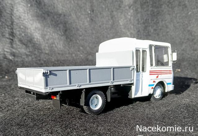 Наши автобусы Спец-выпуск № 18 - ПАЗ-3205-30К