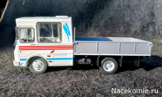 Наши автобусы Спец-выпуск № 18 - ПАЗ-3205-30К