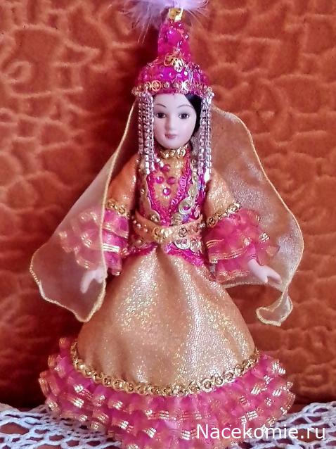 Куклы в народных костюмах №28 Кукла в казахском праздничном костюме