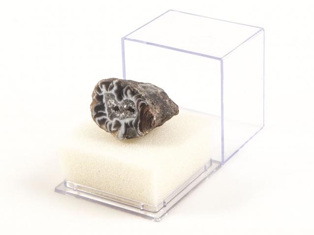 Камни и Минералы. Тайны Недр №27 - Жеода Халцедона