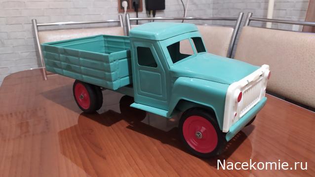 "Ламповые" модельки прошлого