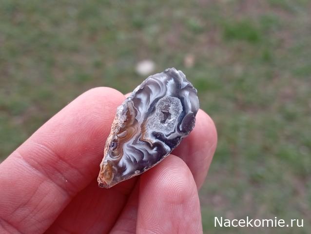 Камни и Минералы. Тайны Недр №27 - Жеода Халцедона