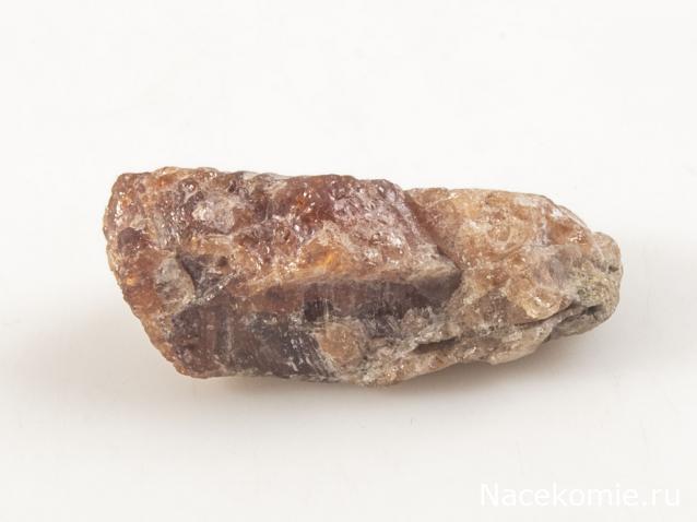 Камни и Минералы. Тайны Недр №29 - Гессонит