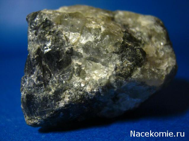 Минералы Сокровища Земли (2009) - График Выхода и обсуждение