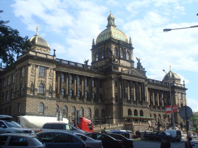 Минералы Сокровища Земли (2009) - График Выхода и обсуждение